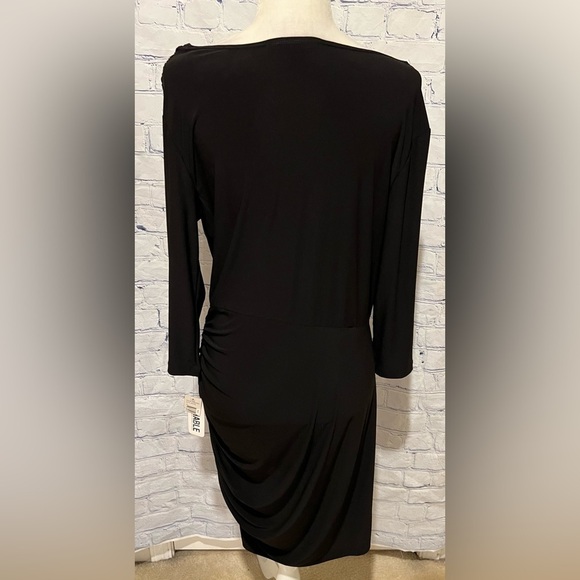 NWT Tiana B. Drape Neckline Ruched Accent 3/4 Sleeve Dress Large - Picture 5 of 10